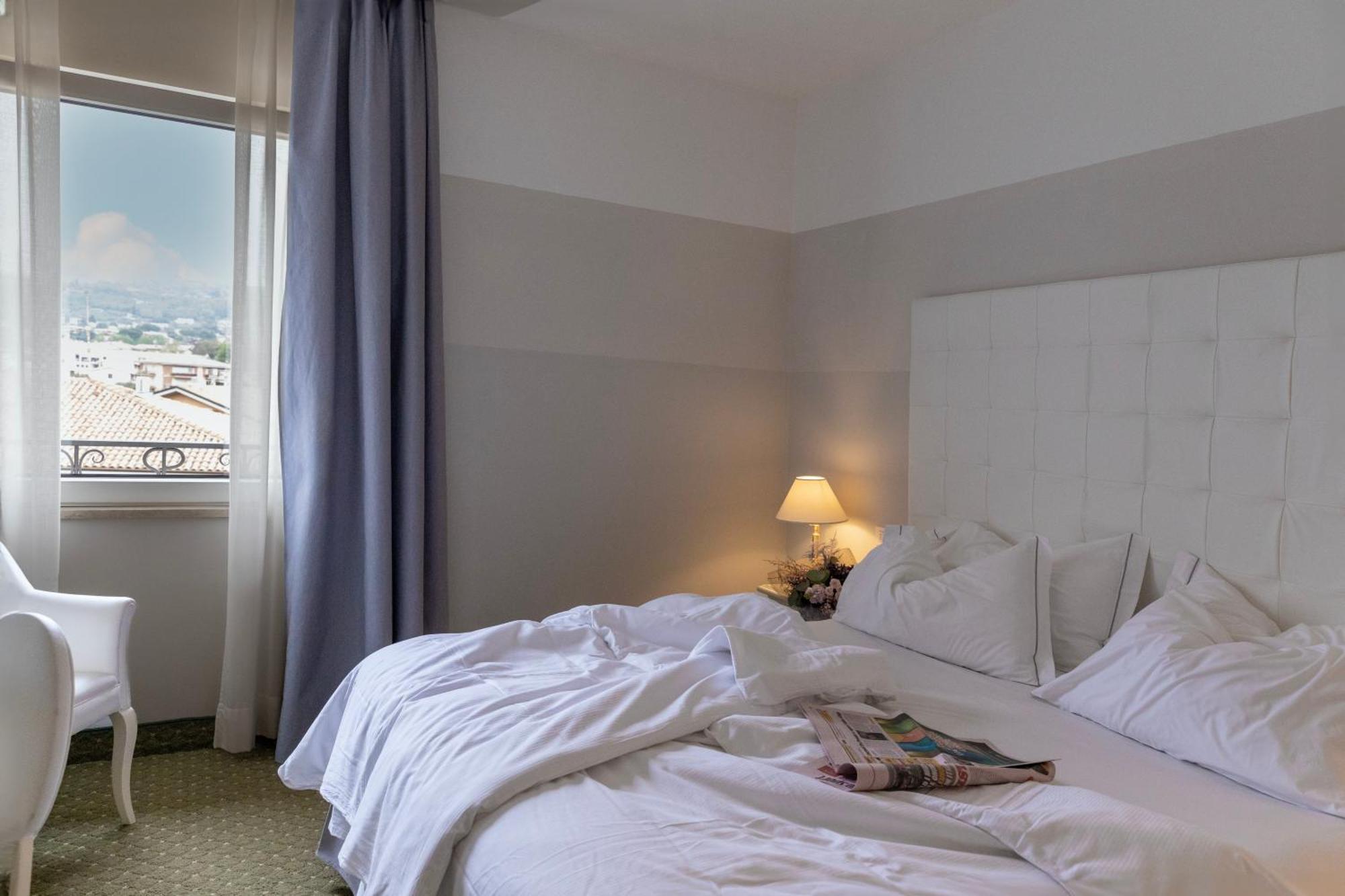 Palace Hotel San Pietro Bardolino Ngoại thất bức ảnh