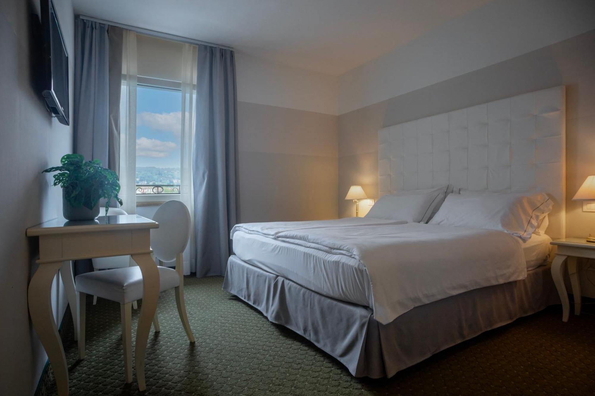 Palace Hotel San Pietro Bardolino Ngoại thất bức ảnh