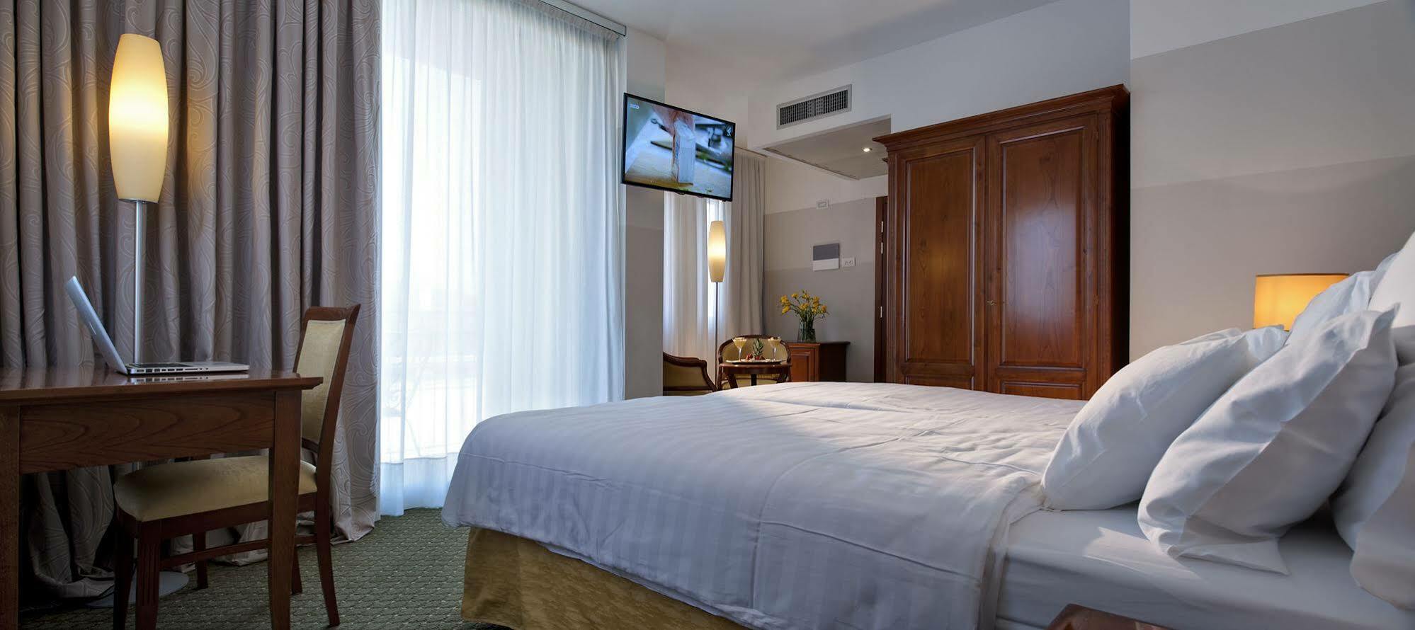 Palace Hotel San Pietro Bardolino Ngoại thất bức ảnh